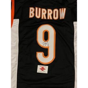 Joe Burrow Autographed/Sign Cincinnati Bengals XL Jersey with COA